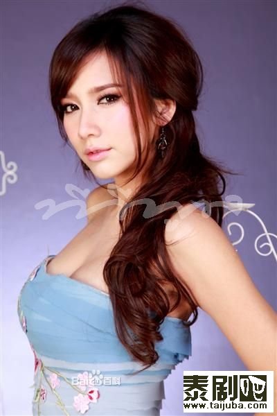 泰国美女明星Aump写真照7