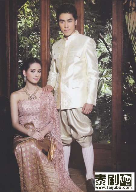 泰国传统的婚礼礼服11