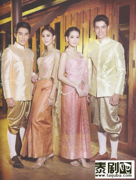 泰国传统的婚礼礼服9