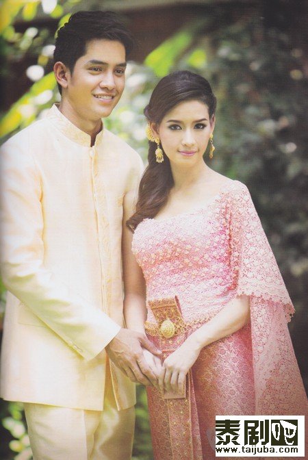 泰国传统的婚礼礼服16