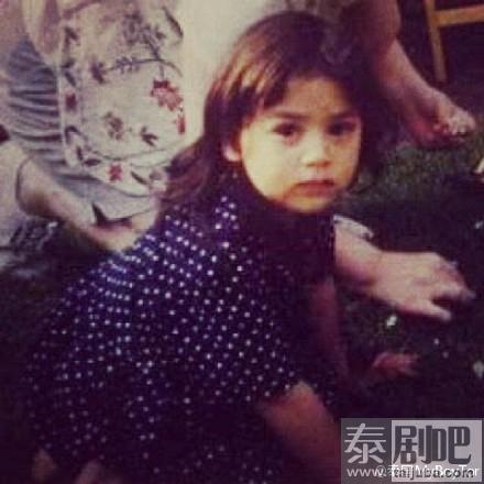 泰国女星Kim小时候的照片
