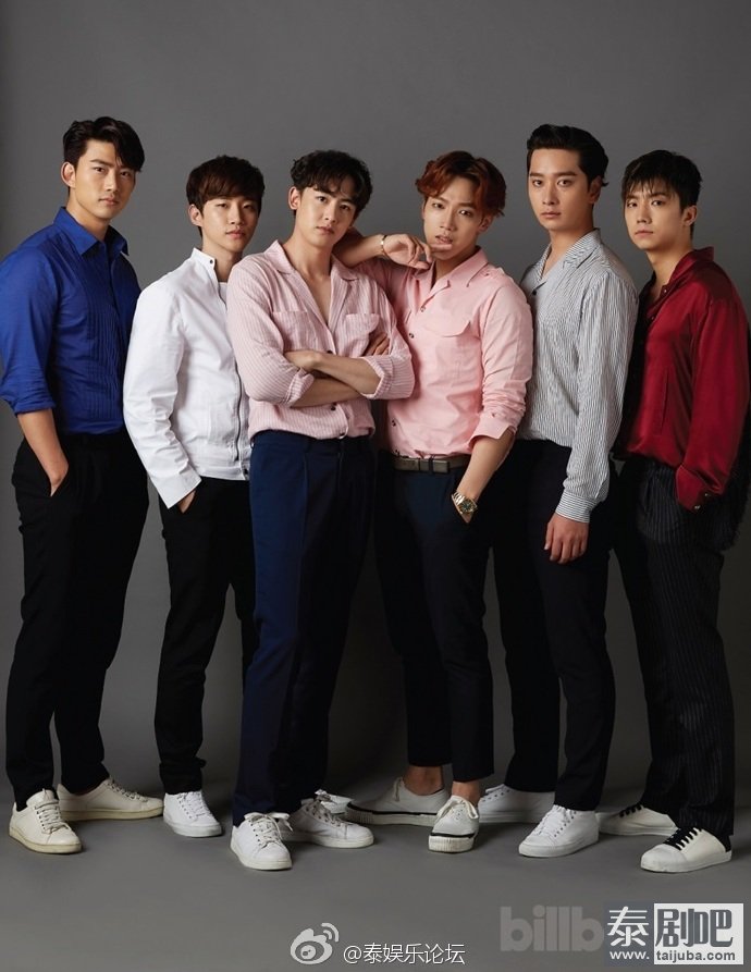 韩国团体2PM杂志写真照