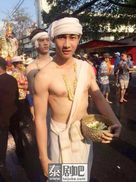 泰式传统男子服装