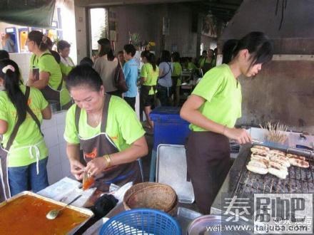 泰国烤鸡糯米饭