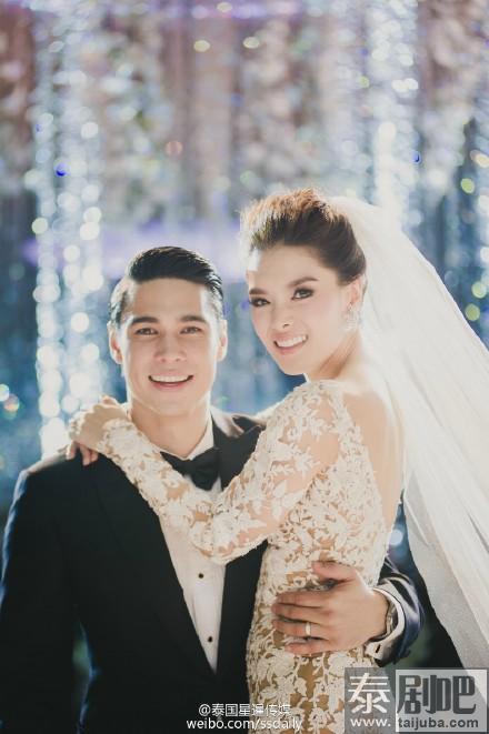 泰国歌星Lydia与丈夫婚礼照