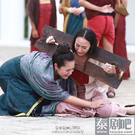 网友曝泰国宫斗剧《爱之火》穿帮镜头