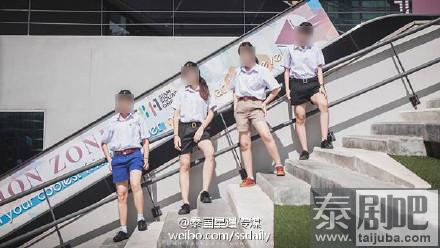 泰国女同学穿男生校服拍写真