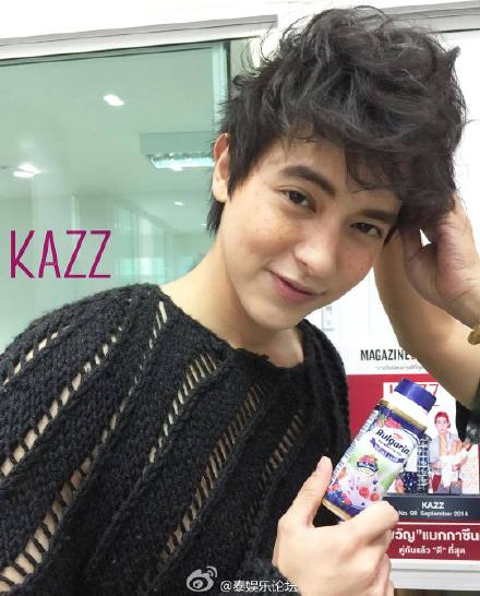 《Kazz Magazine》杂志男女泰星纪念国王主题写真