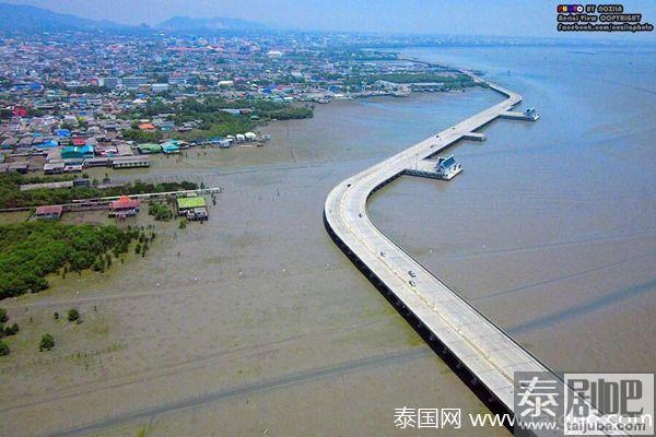 泰国旅游:春武里府沿海大桥第三段通车啦 俯瞰图美呆了