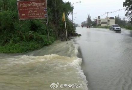 泰国南部遭遇罕见冬季洪水