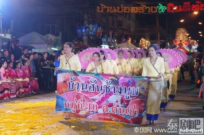 泰国博桑纸伞工艺节现场照