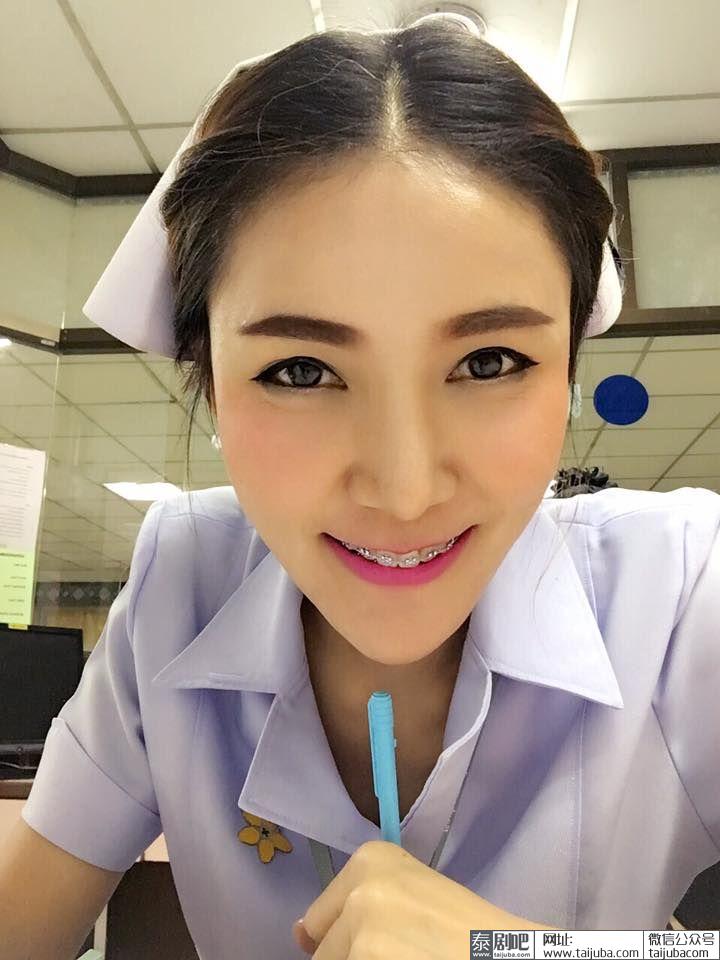 泰国美女护士Pang走红网络