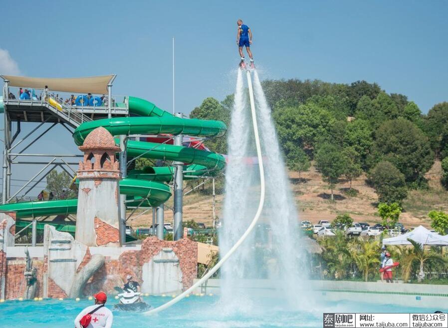 泰国芭提雅罗摩衍那水上乐园