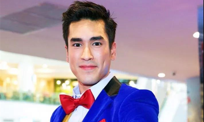 泰星Nadech