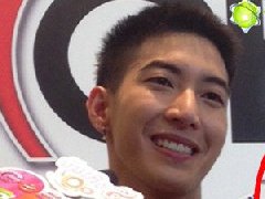 泰星Tono Pakin上节目失声痛哭 与Tangmo爱情之路很曲折