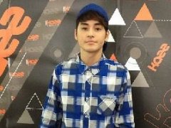 泰星Kao Jirayu否认和Punpun嗑药事件有关