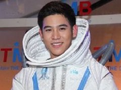 泰星Porshe否认与Mint一道在Thong Lor一带酒吧游玩