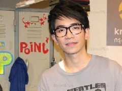 泰星Torn AF承认舞台剧《乱》很难 将制作第二首单曲否认Cartoon淡出演艺圈