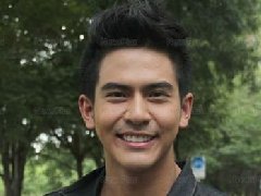 泰星Toey Pongsakorn否认身价10万 称单身希望专心于事业