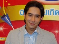 泰星Louis Scott否认与Ja Jittapa亲密 相信Noon Ramida没有吃醋