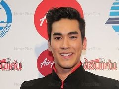 泰星Nadech取代James Jirayu成亚航代言人 否认与Yaya悄悄订婚