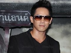 泰星R the Star称与Geon非情侣关系 否认两人单独去海边