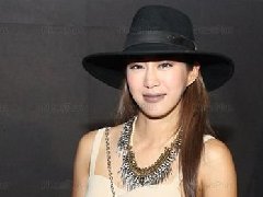 泰星Ja承认打电话和Tangmo就向Keung借钱的事情澄清 但否认发飙
