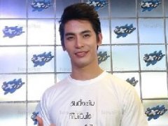 泰星Son Yuke到台湾粉丝蜂拥接机  计划年底举办粉丝见面会明年初有新剧