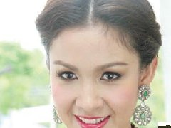 泰星Kob透露希望等到女儿Nada上学后再接新剧 还没计划生第二胎