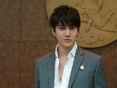 泰星Mike获Princess Ngamchit奖 不知与Aomiz情侣档的舆论