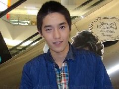 Tor Thanapop否认弃GTH公司转投Ch3台 否认圈外女友到活动现场盯班