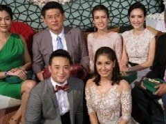 Benz与老公Mick今晨在华欣举行婚礼注册登记结婚