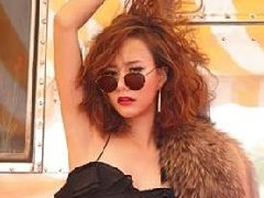 清纯泰星Toey潮流性感照片组图