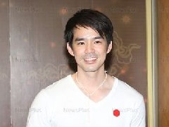 Beam年底有演唱会 还没有计划与Oil结婚
