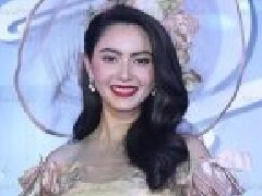Mai主演电影《鬼夫》在高丽上映  Mint试穿婚纱否认有好消息