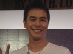 泰星Peter乐意孩子进演艺圈  Matthew承认与Lydia于明年三月结婚