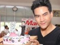 Swiss做功德庆祝25岁生日 Top否认是Saipan与George分手的第三者