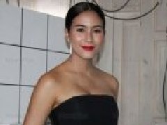 Jui去韩国拍摄代言的防晒霜平面照 Lydia称婚事已经筹备进展30%