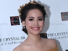 Yaya对说她不是Nadech灵魂伴侣说法不在意 Kangsom很高兴观众称赞《幻梦》有趣