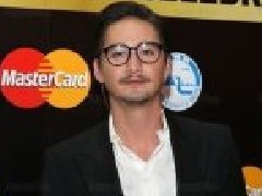 Ananda单身生活很愉快 Nadech称他相信Kaew妈说Yaya是灵魂伴侣