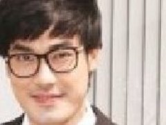 Vill与Nong在一起的图片只是在吃饭 Rita承认她与Lek的情侣档舆论无法比较对方与