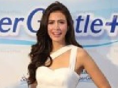 Sririta Jensen否认购买10克拉钻戒 Grace称取得“上镜白肤”奖