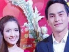Songkran与Aff将新生小宝宝 Aon Wittaya承认与圈外女子交往10多年