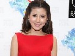 Esther否认有男友 Sean感谢大家称赞他有绅士风度