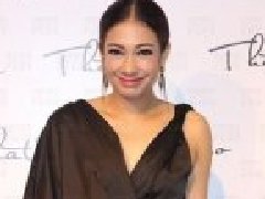 Pang否认皇孙Patrick每天送她鲜花 Jakjaan是否出演《情焰》待定