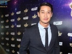 泰星Pong否认追求Manow 因剧组停机Preem携母亲兄长飞意大利探望父亲