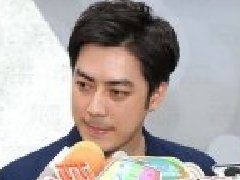 Film因经济不好关闭诊所 Sun与圈外女子交往四年很愉快