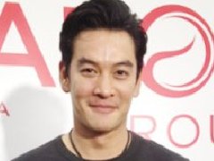 Chakrit对新剧惹火预告片感到吃惊 Kangsom诉苦舞台剧排演任务繁重