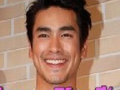 Nadech相信粉丝未攻击Taew和Mew New Chaiyapol对出演喜剧有压力