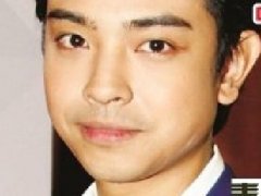 Ball称有孩子后财运亨通 Joongjing取得“Pantip大众偶像奖”